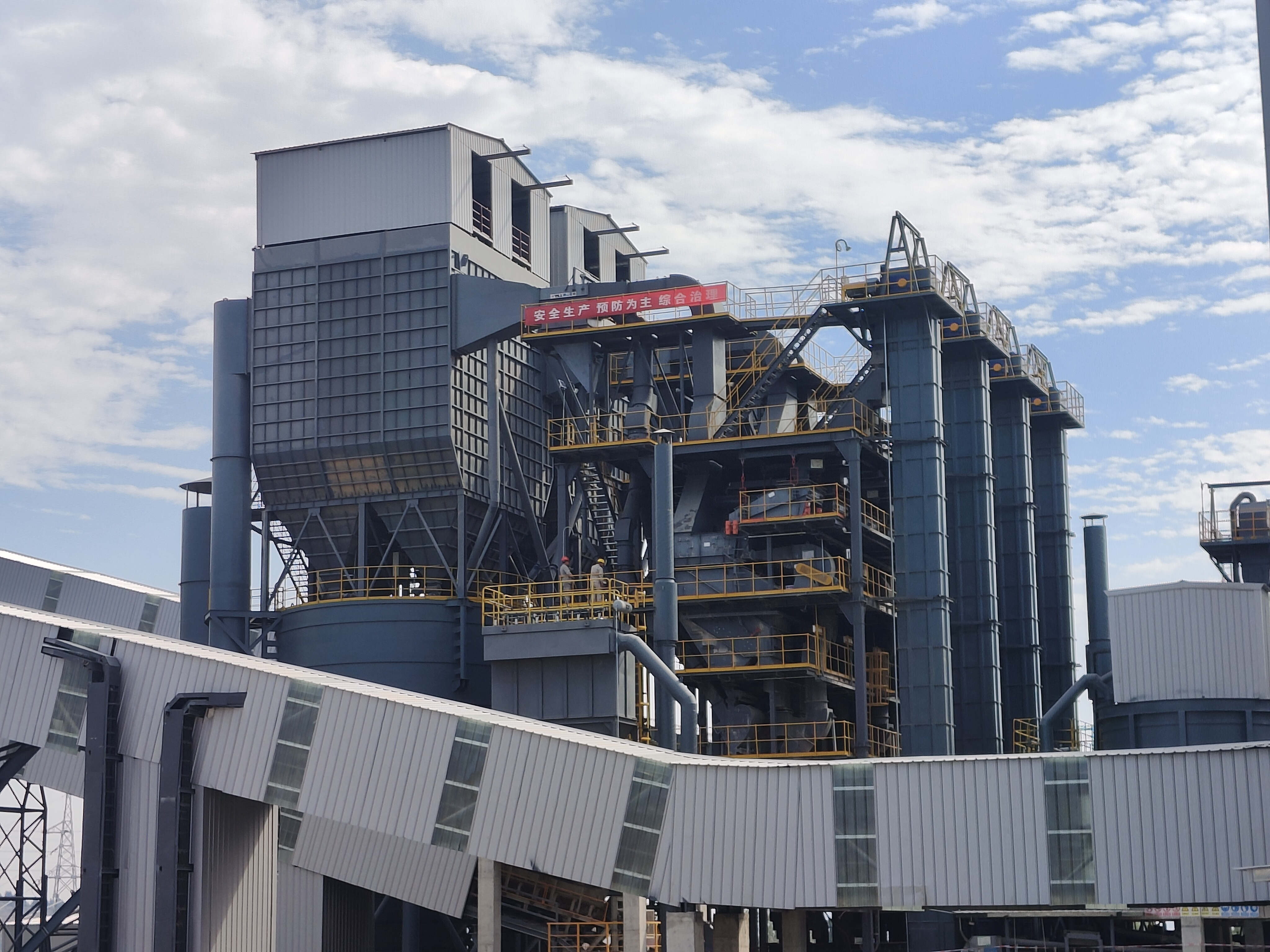 28項大型基礎建設工程獲批，制砂樓助力企業(yè)提高砂石品質(zhì)